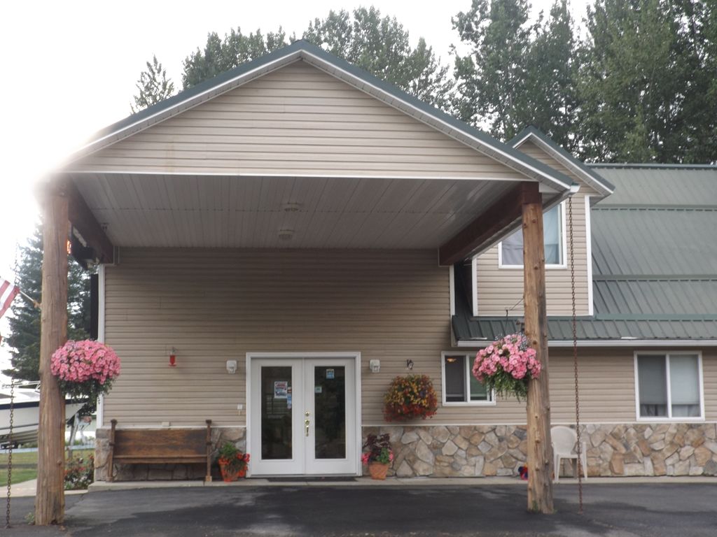 Clark Fork Lodge 외부 사진
