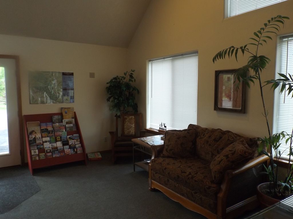 Clark Fork Lodge 내부 사진